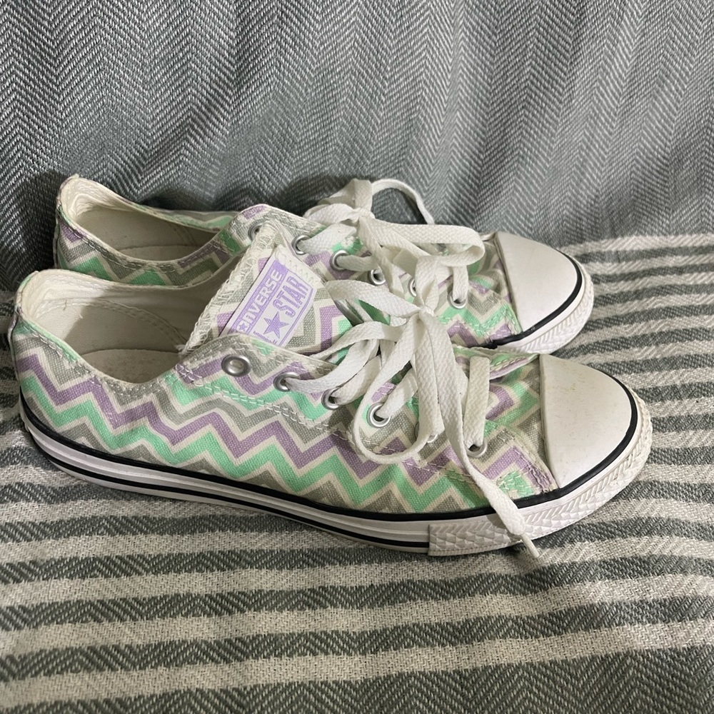 Converse Chuck Taylor All Star Low Tribal Mint, Purple, and Gray Size 5.